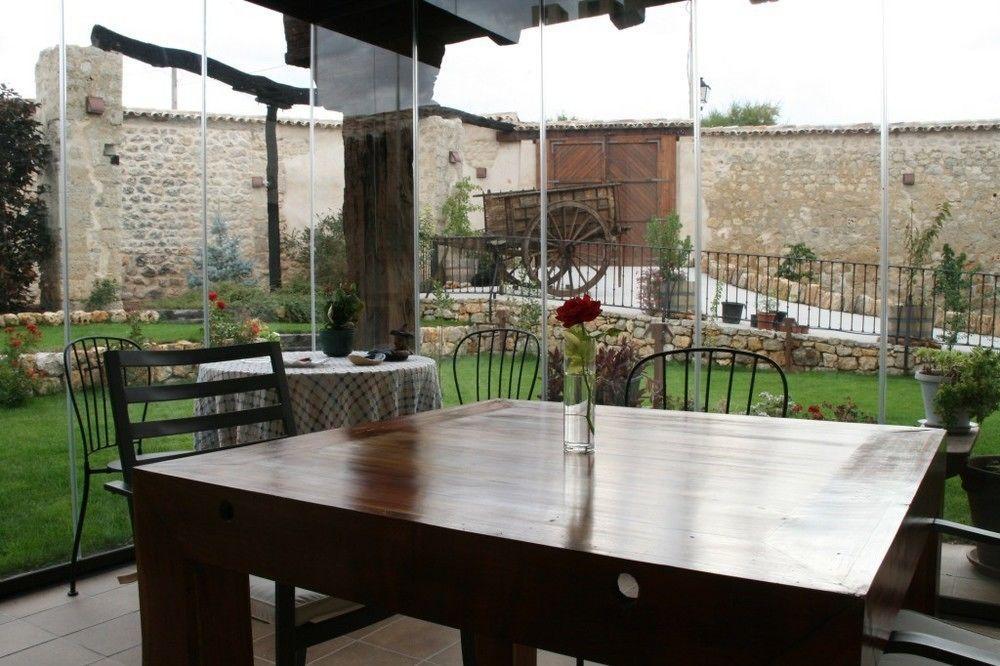 La Posada De Las Casitas Ampudia Luaran gambar