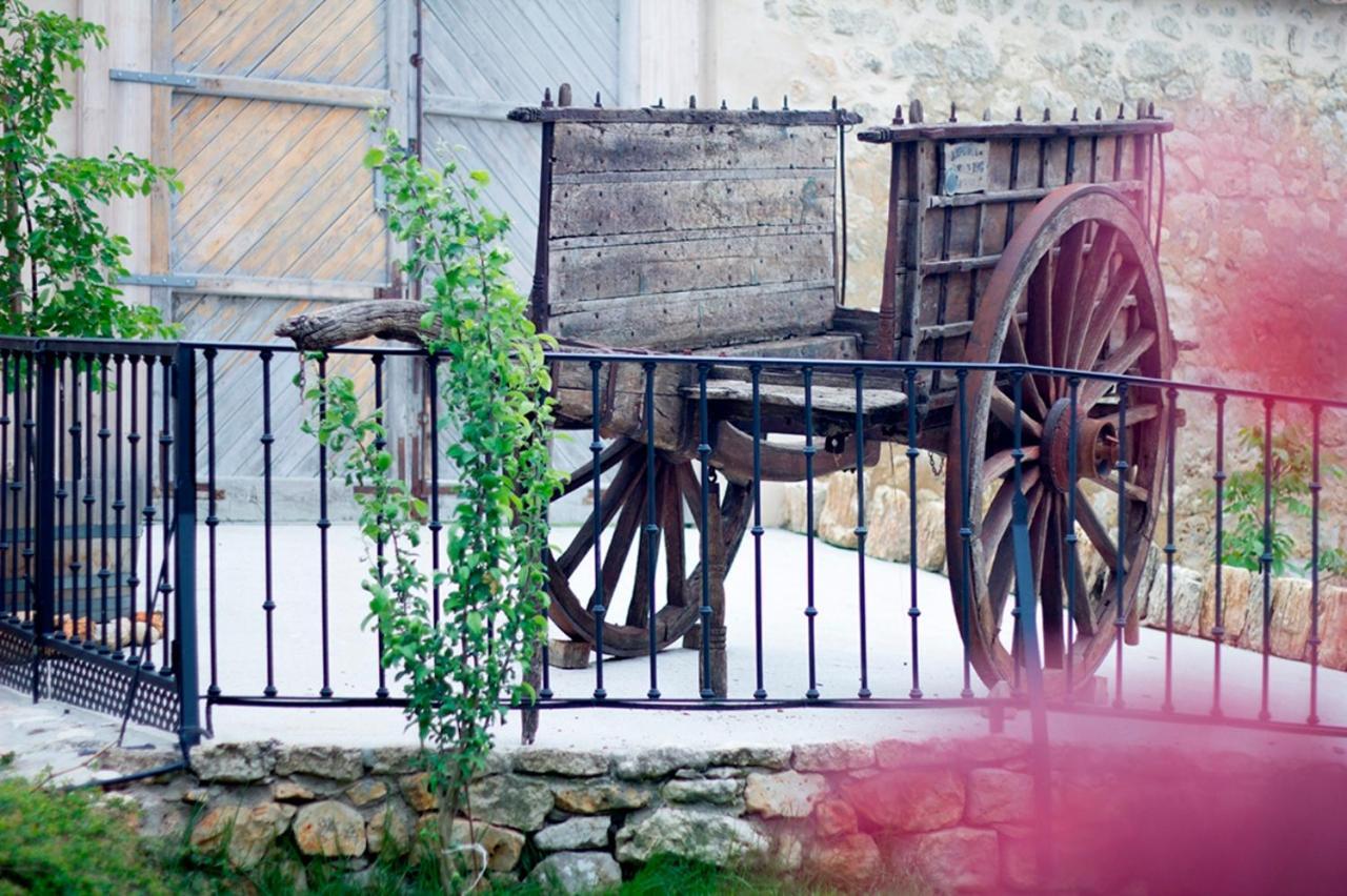 La Posada De Las Casitas Ampudia Luaran gambar